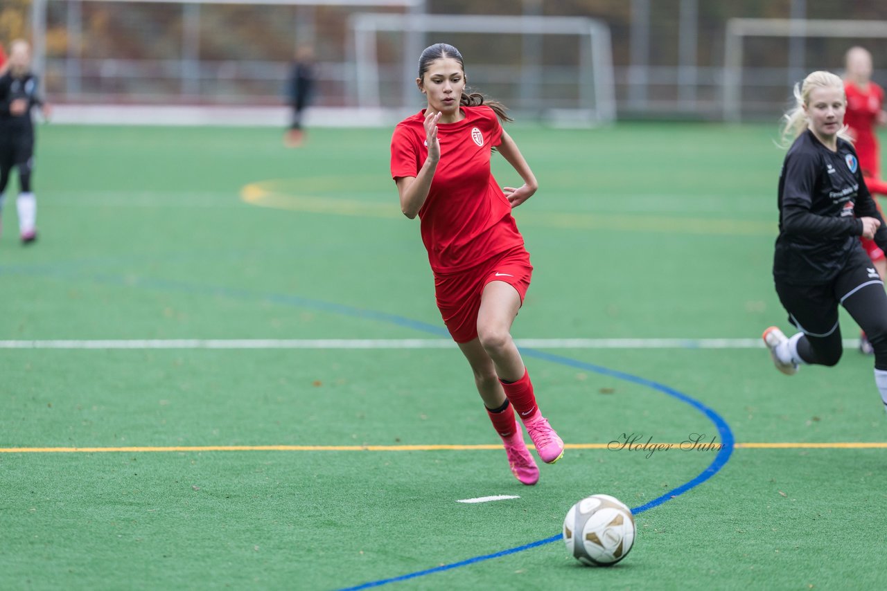 Bild 360 - wCJ VfL Pinneberg - Eimsbuettler TV : Ergebnis: 0:3